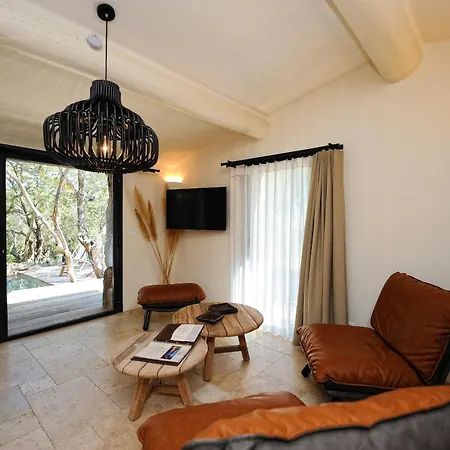 빌라 Domaine Les Oliviers De Palombaggia *